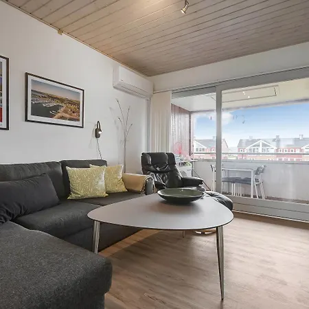 Nyrenoveret, Dejlig Pa 1 Sal I Med Delvis Udsigt Til Limfjorden Sj584 Appartement *